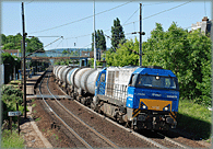 30 mai 2009 - Train Véolia Sotteville-Nogent sur Seine -Locomotive Vossloh G 2000 bicabine