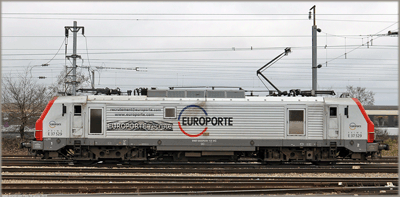 Flins 19 janvier 2015 - La BB 37529 de profil